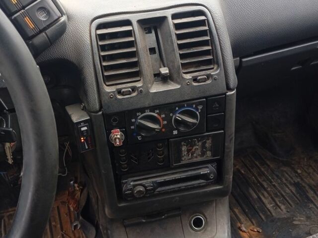 ВАЗ 2111 2000 в Снигиревке на Automoto.ua Серый ВАЗ 2111, объемом двигателя 1.5 л и пробегом 281 тыс. км за 1072 $, фото 7 на Automoto.ua