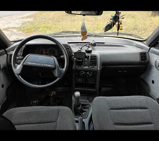 Серый ВАЗ 2111, объемом двигателя 0 л и пробегом 140 тыс. км за 1750 $, фото 4 на Automoto.ua