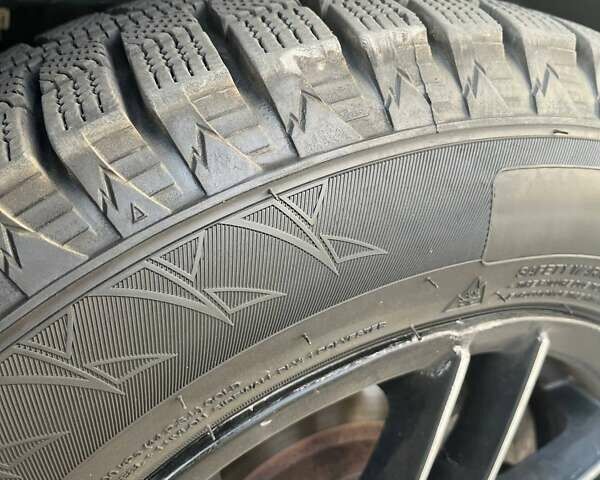 Серый ВАЗ 2111, объемом двигателя 1.5 л и пробегом 214 тыс. км за 2299 $, фото 2 на Automoto.ua