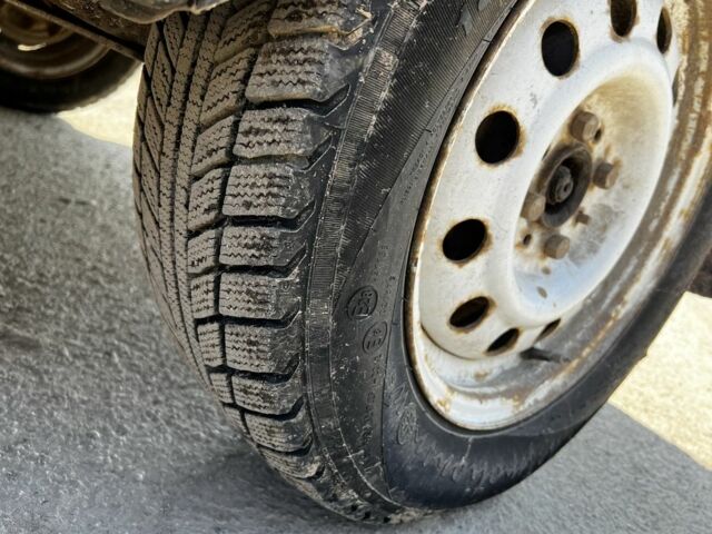 Сірий ВАЗ 2111, об'ємом двигуна 1.5 л та пробігом 195 тис. км за 1300 $, фото 8 на Automoto.ua