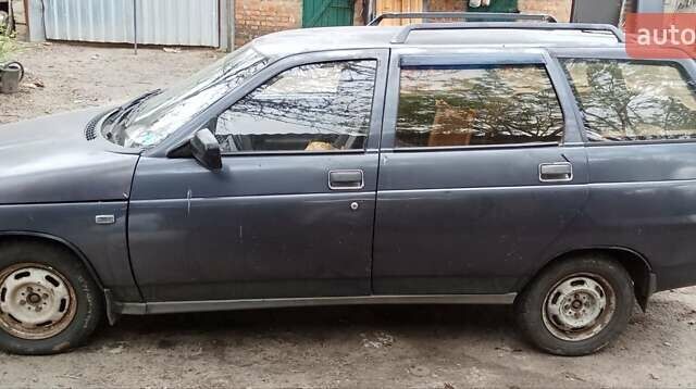 Серый ВАЗ 2111, объемом двигателя 1.5 л и пробегом 400 тыс. км за 1250 $, фото 5 на Automoto.ua