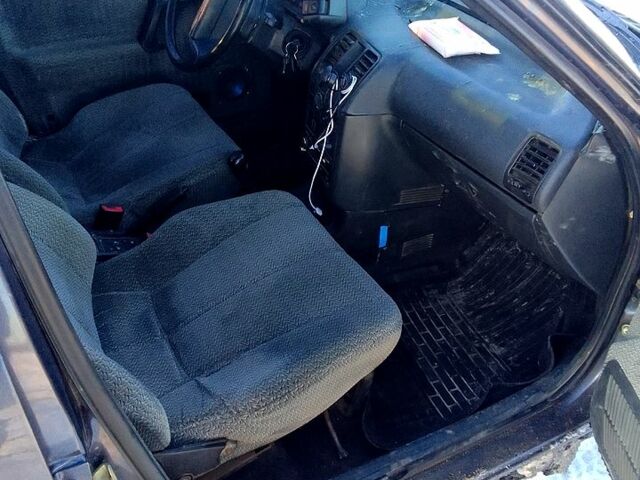 Серый ВАЗ 2111, объемом двигателя 1.5 л и пробегом 0 тыс. км за 1500 $, фото 3 на Automoto.ua