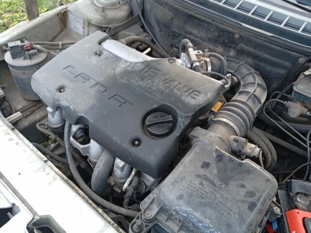 Серый ВАЗ 2111, объемом двигателя 1.6 л и пробегом 260 тыс. км за 900 $, фото 10 на Automoto.ua