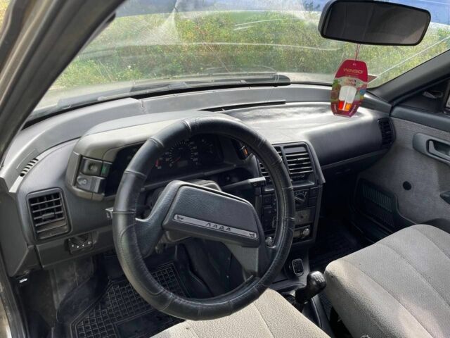 Серый ВАЗ 2111, объемом двигателя 1.5 л и пробегом 405 тыс. км за 1500 $, фото 6 на Automoto.ua