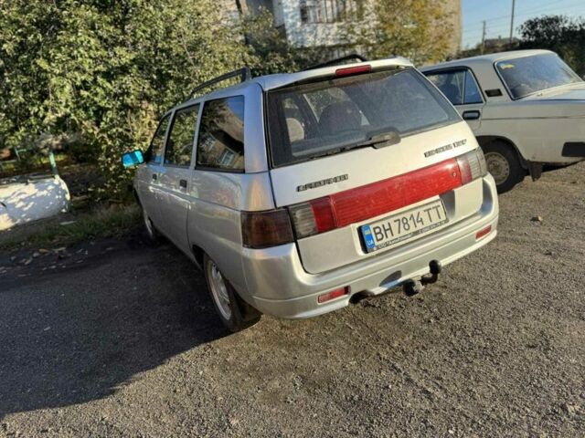 Серый ВАЗ 2111, объемом двигателя 1.5 л и пробегом 250 тыс. км за 1550 $, фото 5 на Automoto.ua