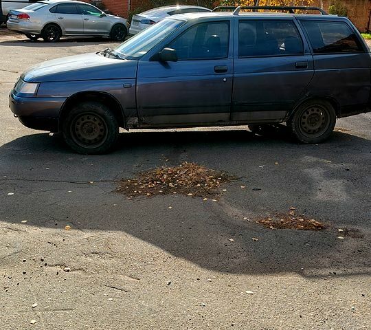 Серый ВАЗ 2111, объемом двигателя 1.5 л и пробегом 478 тыс. км за 1020 $, фото 1 на Automoto.ua