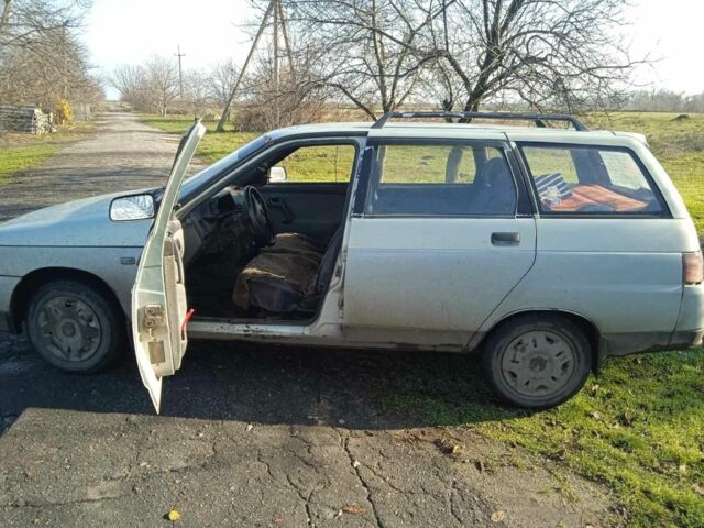 Серый ВАЗ 2111, объемом двигателя 1.5 л и пробегом 170 тыс. км за 1000 $, фото 4 на Automoto.ua