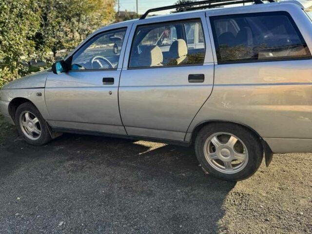 Серый ВАЗ 2111, объемом двигателя 1.5 л и пробегом 250 тыс. км за 1550 $, фото 3 на Automoto.ua