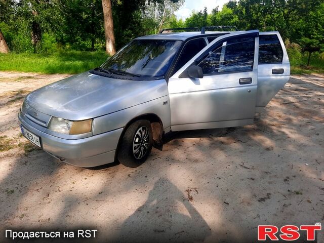 Серый ВАЗ 2111, объемом двигателя 1.5 л и пробегом 275 тыс. км за 1800 $, фото 2 на Automoto.ua