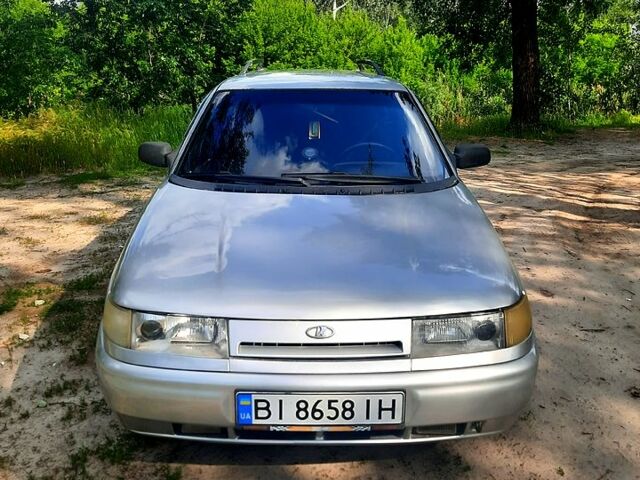 Серый ВАЗ 2111, объемом двигателя 1.5 л и пробегом 275 тыс. км за 1800 $, фото 6 на Automoto.ua