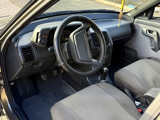 Серый ВАЗ 2111, объемом двигателя 1.5 л и пробегом 325 тыс. км за 1750 $, фото 6 на Automoto.ua