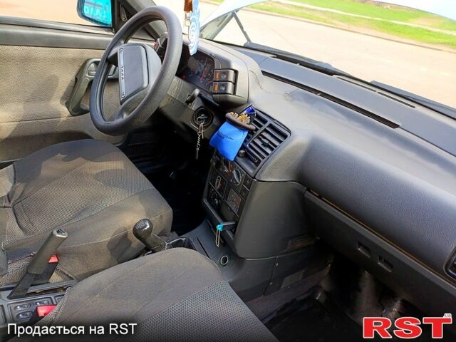 Серый ВАЗ 2111, объемом двигателя 15 л и пробегом 140 тыс. км за 2100 $, фото 1 на Automoto.ua