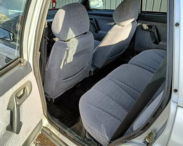 Серый ВАЗ 2111, объемом двигателя 1.5 л и пробегом 224 тыс. км за 1500 $, фото 17 на Automoto.ua