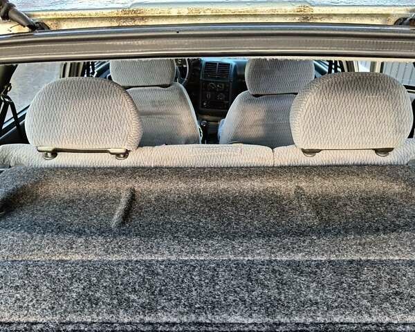 Серый ВАЗ 2111, объемом двигателя 1.5 л и пробегом 224 тыс. км за 1500 $, фото 21 на Automoto.ua