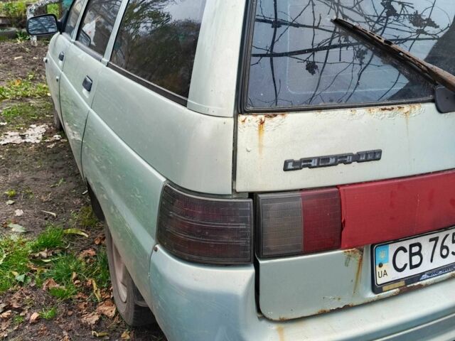 Серый ВАЗ 2111, объемом двигателя 1.6 л и пробегом 400 тыс. км за 1000 $, фото 1 на Automoto.ua
