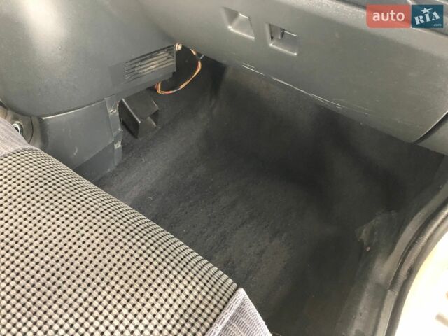 Сірий ВАЗ 2111, об'ємом двигуна 1.5 л та пробігом 129 тис. км за 2500 $, фото 21 на Automoto.ua