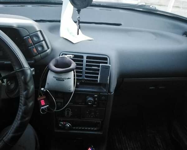 Серый ВАЗ 2111, объемом двигателя 0 л и пробегом 289 тыс. км за 2600 $, фото 4 на Automoto.ua