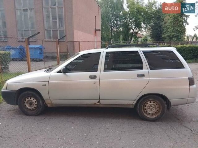 Сірий ВАЗ 2111, об'ємом двигуна 1.5 л та пробігом 250 тис. км за 603 $, фото 2 на Automoto.ua