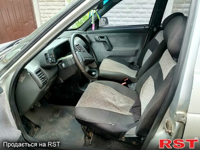 Серый ВАЗ 2111, объемом двигателя 1.5 л и пробегом 1 тыс. км за 1150 $, фото 6 на Automoto.ua