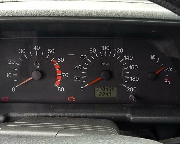 Сірий ВАЗ 2111, об'ємом двигуна 1.5 л та пробігом 375 тис. км за 1800 $, фото 4 на Automoto.ua