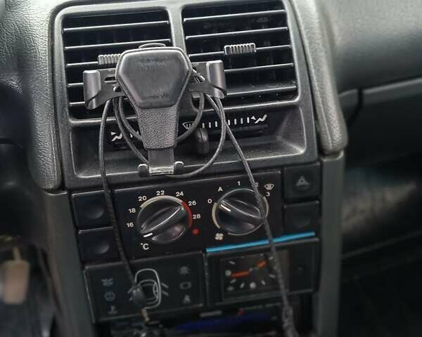 Сірий ВАЗ 2111, об'ємом двигуна 1.5 л та пробігом 375 тис. км за 1800 $, фото 2 на Automoto.ua
