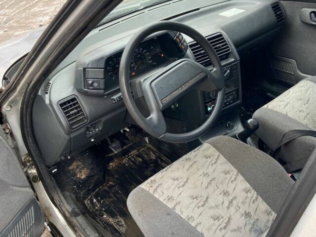 Серый ВАЗ 2111, объемом двигателя 1.6 л и пробегом 129 тыс. км за 709 $, фото 7 на Automoto.ua