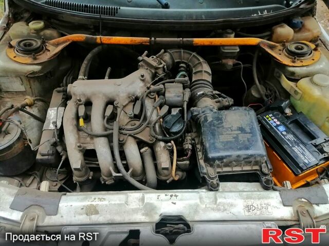 Серый ВАЗ 2111, объемом двигателя 1.5 л и пробегом 1 тыс. км за 1150 $, фото 9 на Automoto.ua