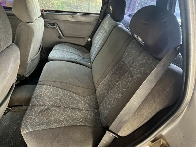 ВАЗ 2111 2003 в Кривом Роге на Automoto.ua Серый ВАЗ 2111, объемом двигателя 1.6 л и пробегом 30 тыс. км за 953 $, фото 7 на Automoto.ua