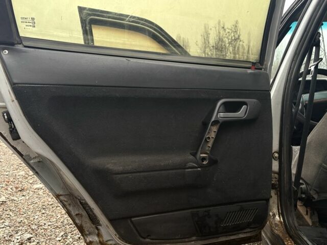 Сірий ВАЗ 2111, об'ємом двигуна 1.5 л та пробігом 250 тис. км за 1200 $, фото 9 на Automoto.ua