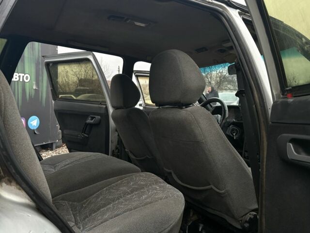 Сірий ВАЗ 2111, об'ємом двигуна 1.5 л та пробігом 250 тис. км за 1200 $, фото 10 на Automoto.ua