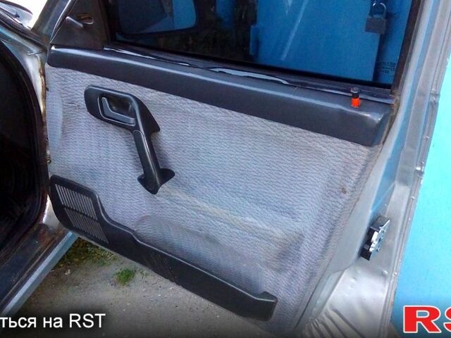 Серый ВАЗ 2111, объемом двигателя 1.5 л и пробегом 150 тыс. км за 1250 $, фото 7 на Automoto.ua