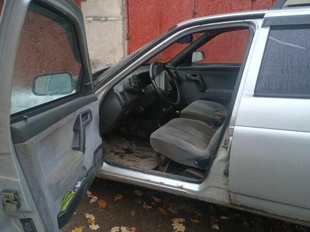 ВАЗ 2111 2003 в Львове на Automoto.ua Серый ВАЗ 2111, объемом двигателя 1.5 л и пробегом 210 тыс. км за 1500 $, фото 8 на Automoto.ua