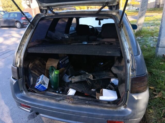 Серый ВАЗ 2111, объемом двигателя 0 л и пробегом 300 тыс. км за 719 $, фото 3 на Automoto.ua