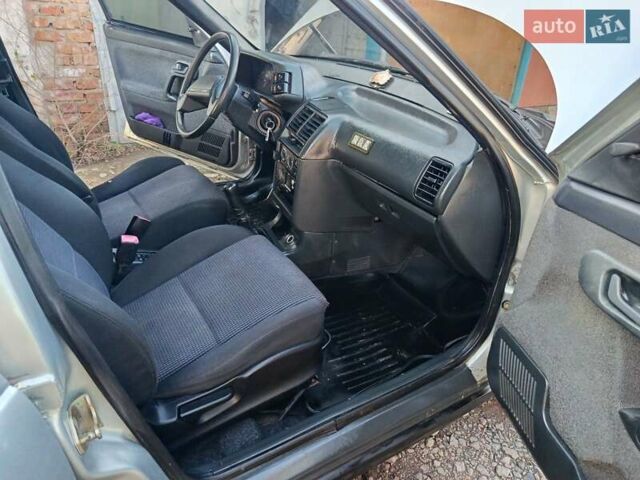 Серый ВАЗ 2111, объемом двигателя 1.6 л и пробегом 170 тыс. км за 1950 $, фото 22 на Automoto.ua