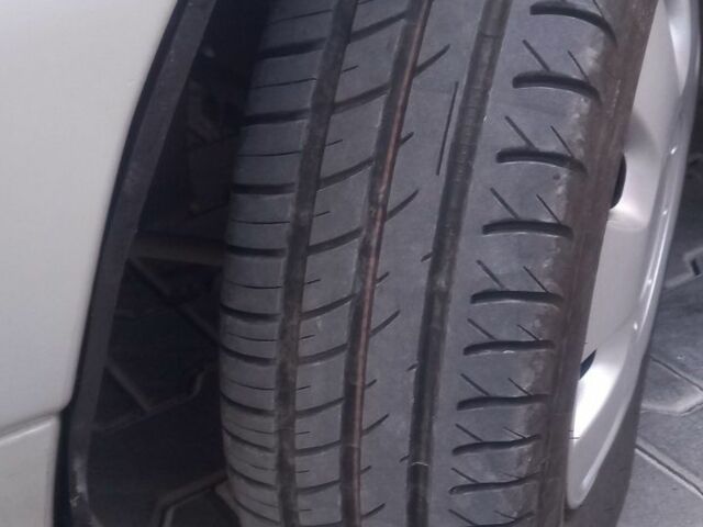 Серый ВАЗ 2111, объемом двигателя 1.6 л и пробегом 108 тыс. км за 2000 $, фото 2 на Automoto.ua