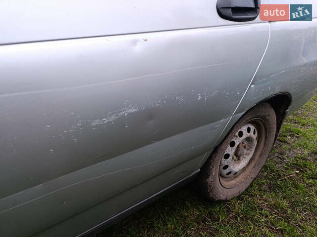 Серый ВАЗ 2111, объемом двигателя 1.5 л и пробегом 118 тыс. км за 1100 $, фото 5 на Automoto.ua