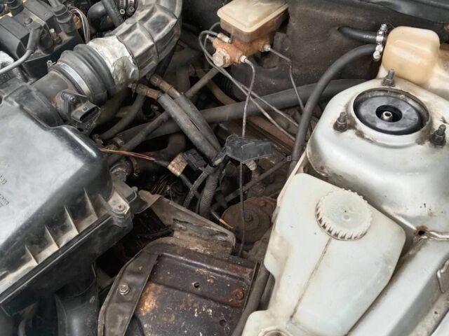 Серый ВАЗ 2111, объемом двигателя 1.5 л и пробегом 150 тыс. км за 700 $, фото 4 на Automoto.ua