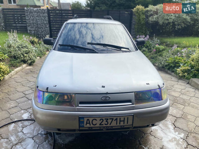 Серый ВАЗ 2111, объемом двигателя 1.5 л и пробегом 200 тыс. км за 1800 $, фото 1 на Automoto.ua