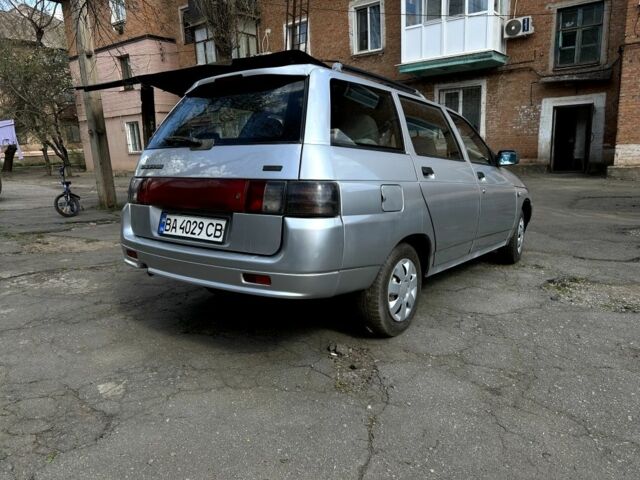Серый ВАЗ 2111, объемом двигателя 1.5 л и пробегом 200 тыс. км за 1500 $, фото 4 на Automoto.ua