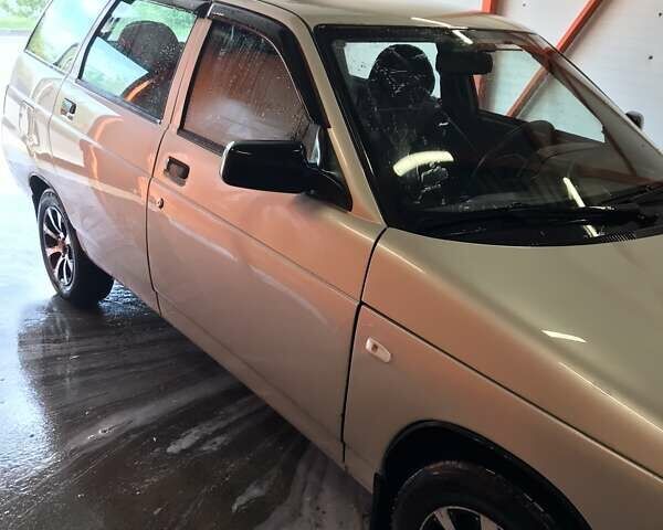 Сірий ВАЗ 2111, об'ємом двигуна 1.5 л та пробігом 300 тис. км за 2300 $, фото 1 на Automoto.ua