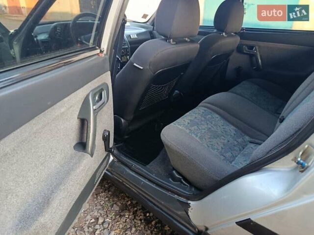 Серый ВАЗ 2111, объемом двигателя 1.6 л и пробегом 170 тыс. км за 1950 $, фото 18 на Automoto.ua