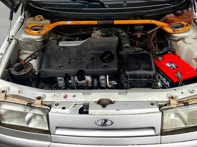 Серый ВАЗ 2111, объемом двигателя 1.5 л и пробегом 50 тыс. км за 1550 $, фото 4 на Automoto.ua