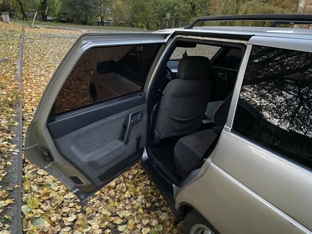 Серый ВАЗ 2111, объемом двигателя 1.5 л и пробегом 210 тыс. км за 1228 $, фото 13 на Automoto.ua