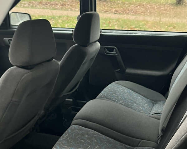 Сірий ВАЗ 2111, об'ємом двигуна 1.5 л та пробігом 118 тис. км за 1750 $, фото 5 на Automoto.ua