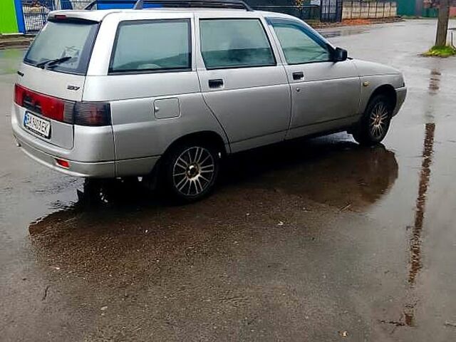 Серый ВАЗ 2111, объемом двигателя 1.5 л и пробегом 50 тыс. км за 1550 $, фото 1 на Automoto.ua