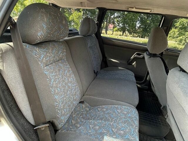 Сірий ВАЗ 2111, об'ємом двигуна 1.5 л та пробігом 315 тис. км за 2100 $, фото 21 на Automoto.ua