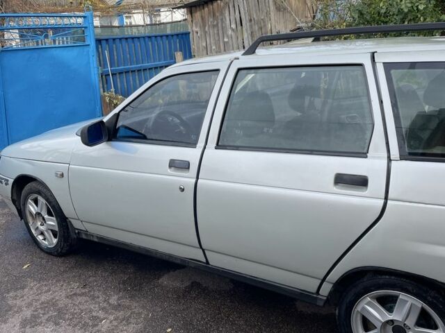 Серый ВАЗ 2111, объемом двигателя 1.6 л и пробегом 140 тыс. км за 1500 $, фото 1 на Automoto.ua