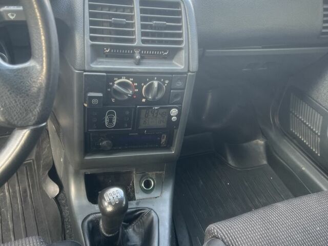 Сірий ВАЗ 2111, об'ємом двигуна 1.6 л та пробігом 174 тис. км за 1450 $, фото 7 на Automoto.ua