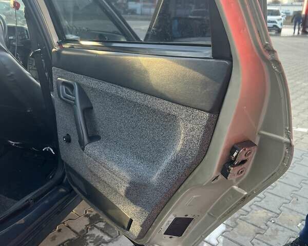 Сірий ВАЗ 2111, об'ємом двигуна 1.6 л та пробігом 126 тис. км за 2200 $, фото 13 на Automoto.ua