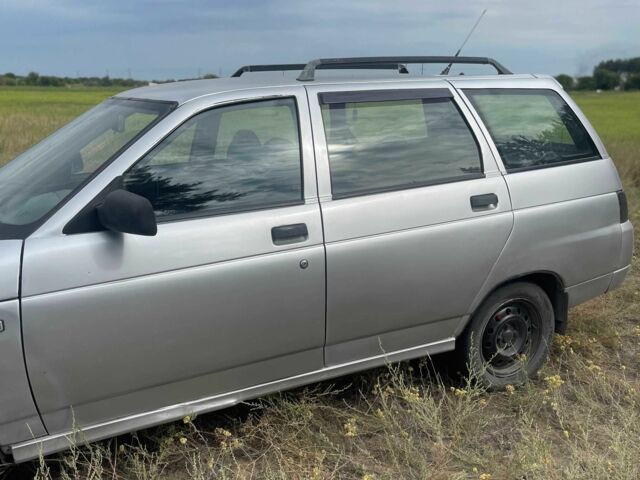 Серый ВАЗ 2111, объемом двигателя 1.6 л и пробегом 296 тыс. км за 1399 $, фото 2 на Automoto.ua